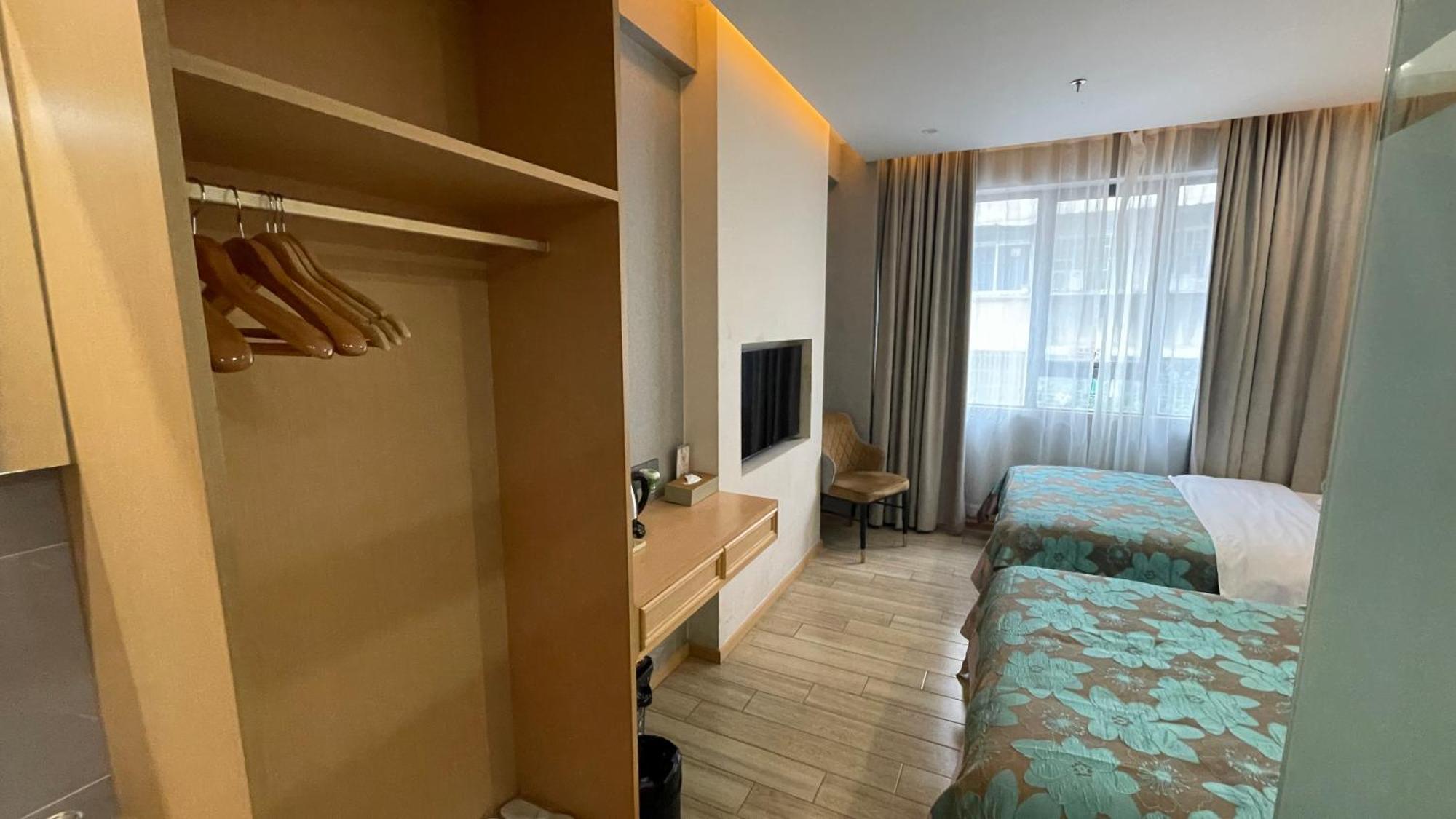 Hongxiang Hotel 광저우 외부 사진