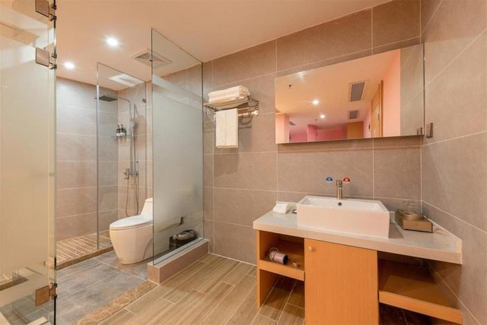 Hongxiang Hotel 광저우 외부 사진